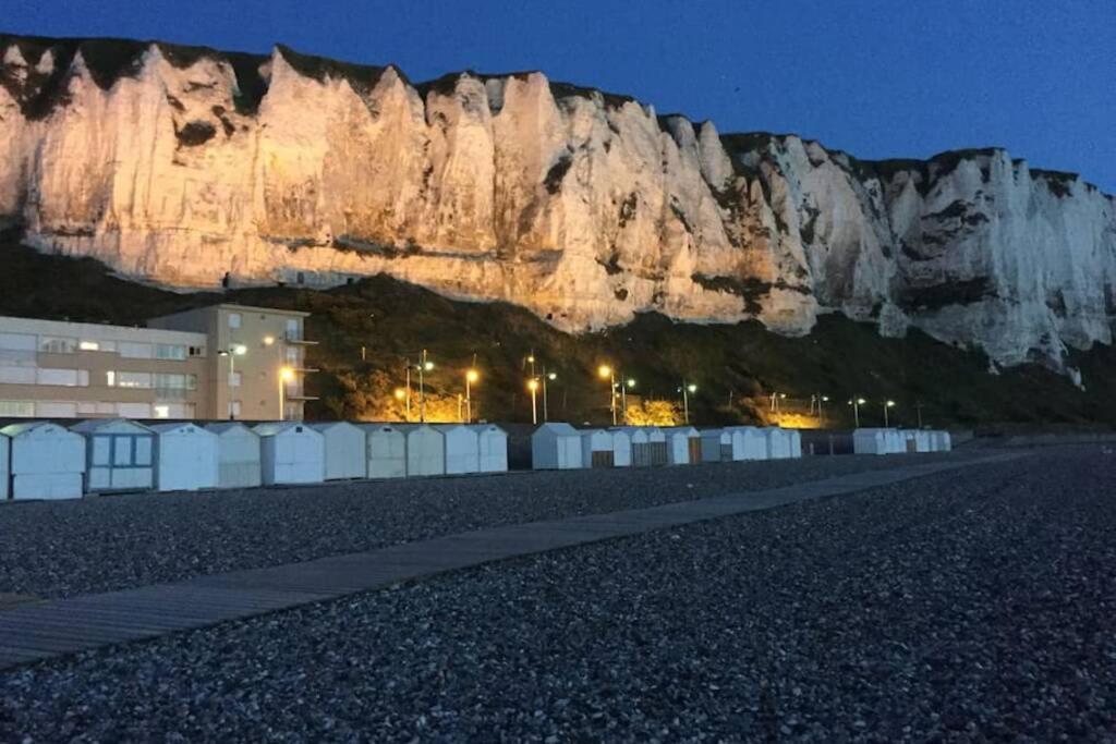 Le Balcon De Notre Dame Le Treport - Locations Isahora Leilighet Eksteriør bilde